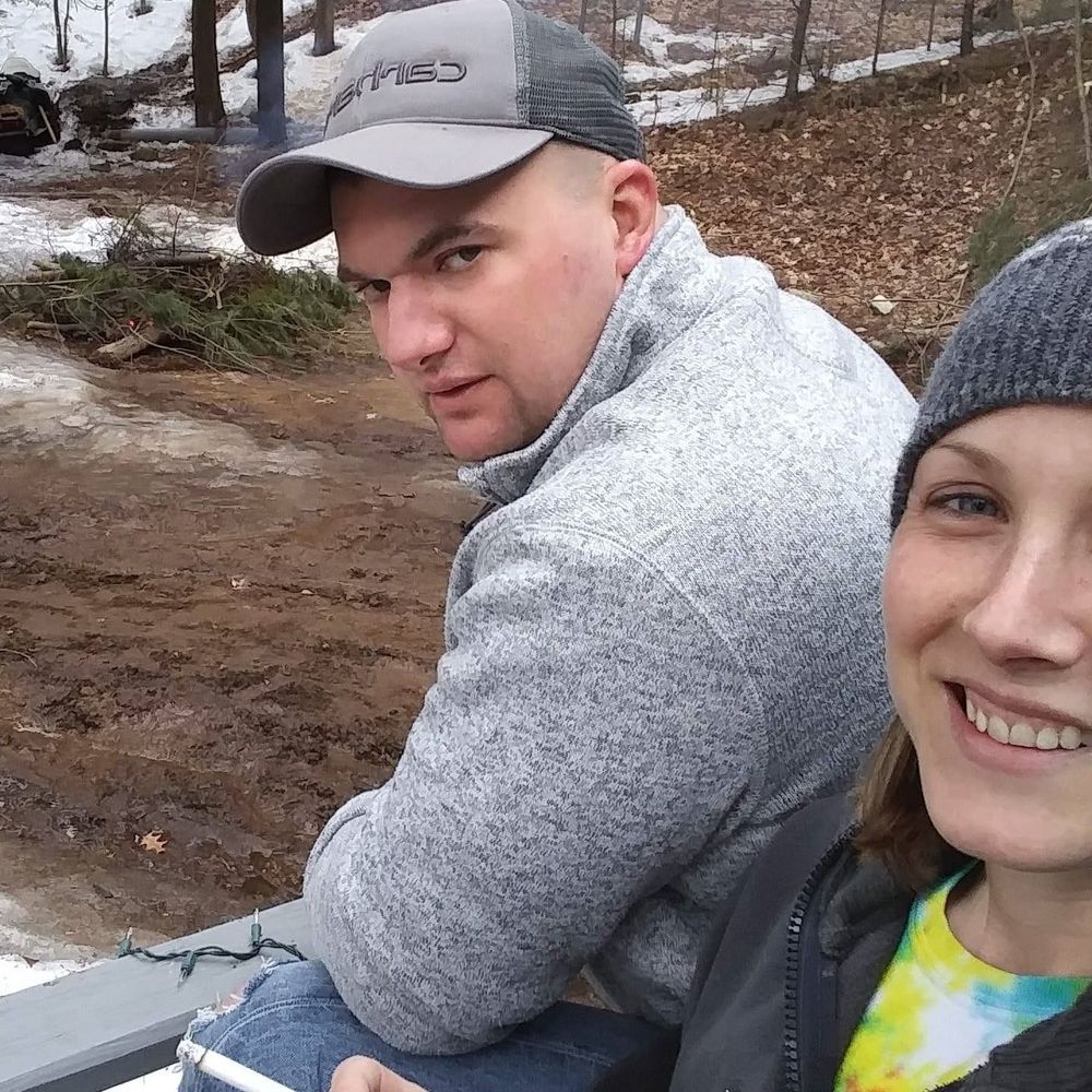 Meet your Posher, April